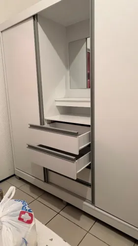 Guarda roupa