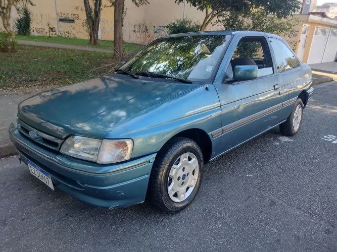 Ford Escort GL 1.8i / 1.8 (álcool) 1994