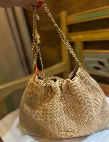 Bolsa Esther Rafia Arezzo