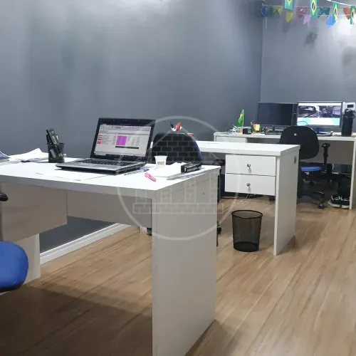 Casa comercial para locação na Cidade Dutra