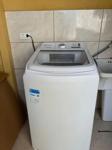 Máquina de Lavar Electrolux 14kg Jet&Clean - Excelente Estado