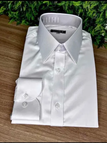 4 Camisas nova de malharia e alfaiataria