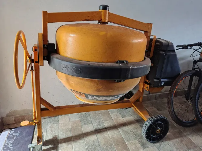 Betoneira CSM 400 litros 