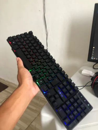 Vende-se teclado e mouse