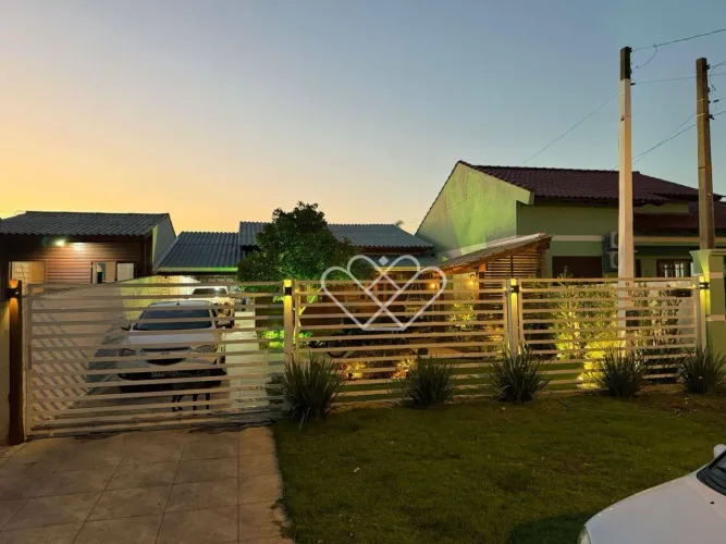 Casa à Venda no Bairro Caça e Pesca em Gravataí com 79 m², 2 Quartos, Piscina e Terreno de