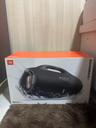JBL Boombox 4 Nova