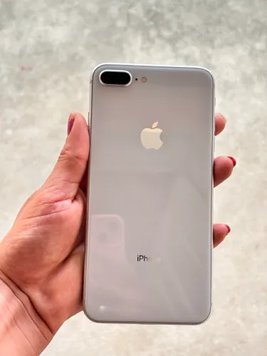 iPhone 8 Plus 64GB - Tela Original - Barato - Bateria 67%