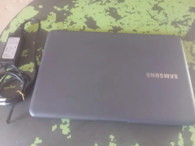 Notebook Samsung NP350X / core i3-7020U / 4 GB DDr4 / SSD 128 GB
