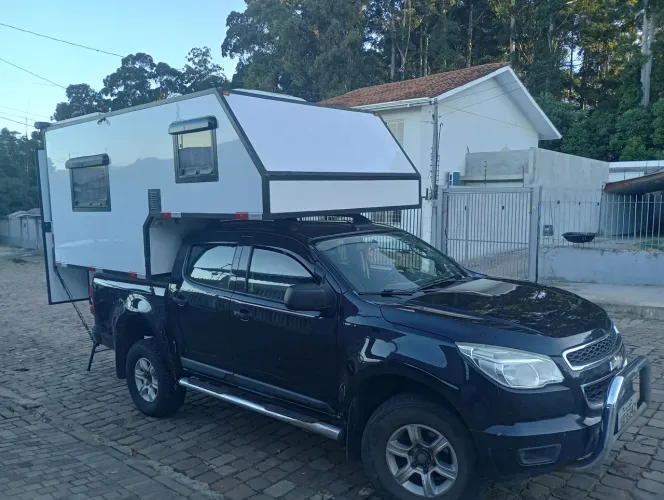 S 10 com camper