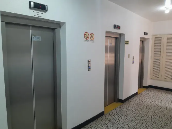 Sala Comercial á venda no Centro de Porto Alegre