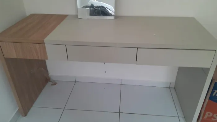 Mesa de estudo 3 gavetas Mdf