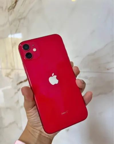 iPhone 11 red top e iPhone xr branco polar