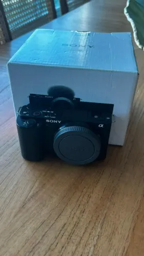 Câmera Sony ZVE10