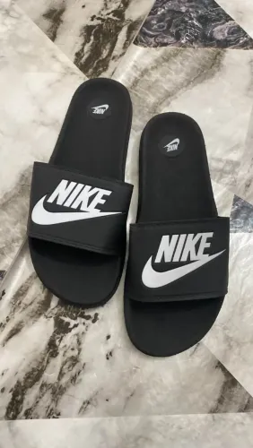 Sandália slide