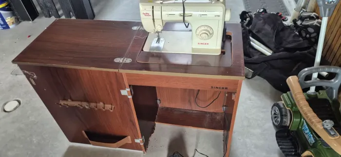 Maquina de costura singer