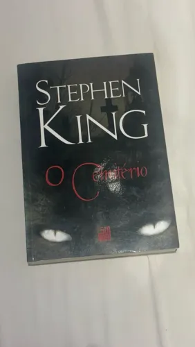 Livro O Cemitério, de Stephen King, Editora Suma.