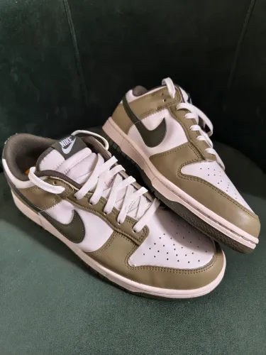 Nike Dunk Lows Retro "Neutral Olive/ Cargo Khaki" Importado, Novo, Não acompanha Caixa 