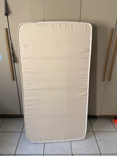 Colchão Ortobom para berço, muito novo usado poucas vezes.