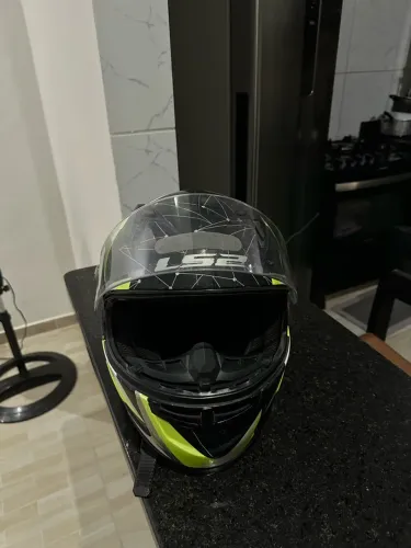 Capacete LS2 ff358