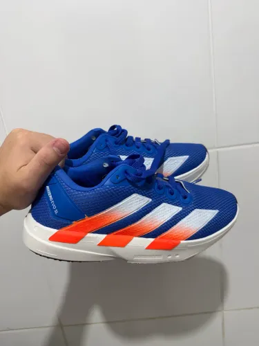 Tênis Adidas Premium
