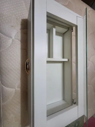 Penteadeira Suspensa Camarim Com Vidro E Divisórias - 60x30cm Branca