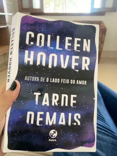 Livro Tarde Demais - Colleen Hoover