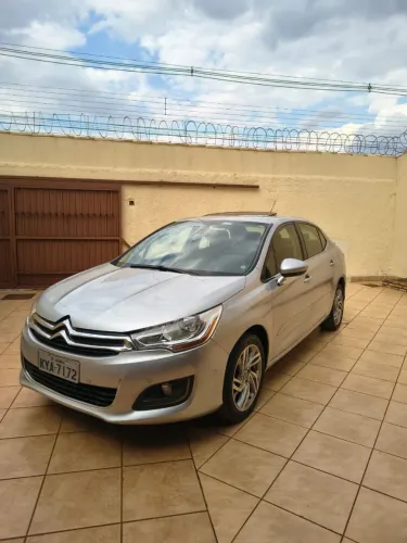 Citroen C4 Lounge Exclusive 1.6 Turbo Flex Aut. 2015