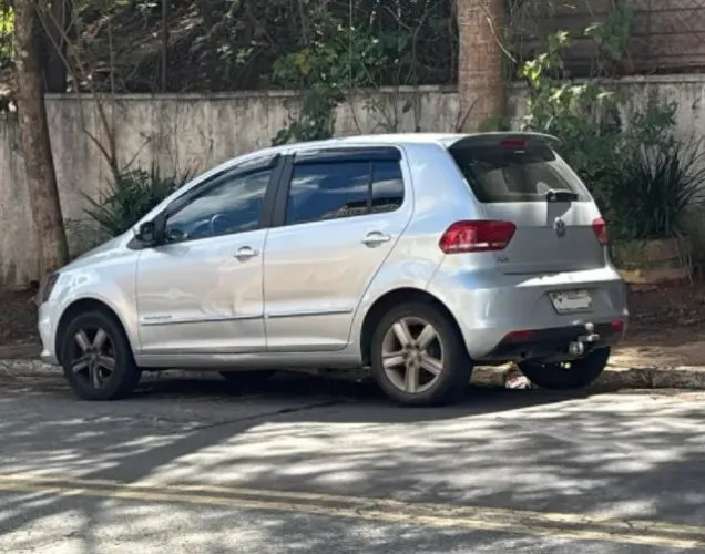 Volkswagen Fox Comfortline 1.0 Flex 12V 5P 2016