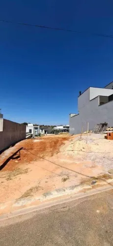 Terreno com 300 m² à venda no condomínio Jardim Laguna em Indaiatuba/SP.
