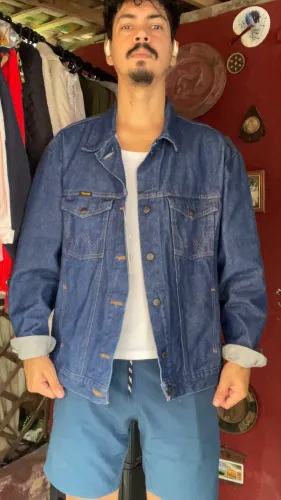 Jaqueta jeans anos 2000
