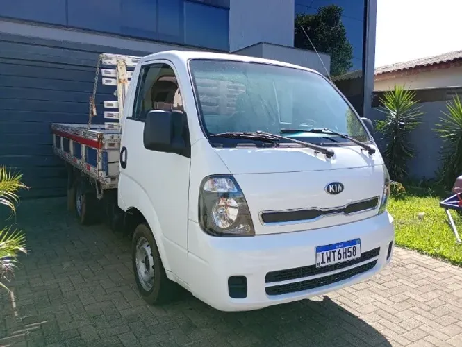 Kia Motors Bongo K-2500 2.5 4X2 TB Diesel 2015