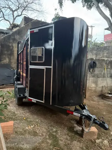 Carretinha para cavalos ( Nova é sem uso)
