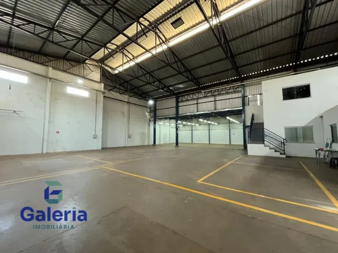 Galpão comercial com 3 salas para alugar, 498m² - Vila Elisa