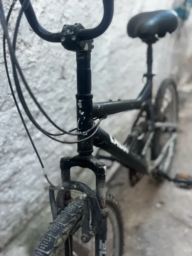 bicicleta usada Caloi XRT / KS (Aro 26, com dupla suspensão)