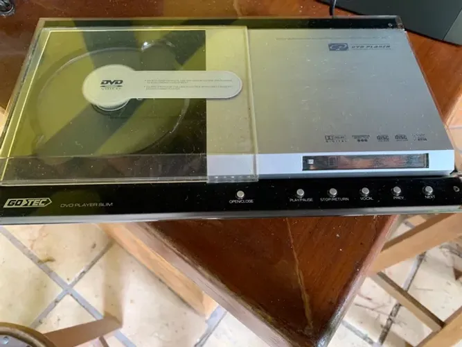 Som dvd play slim funcionando