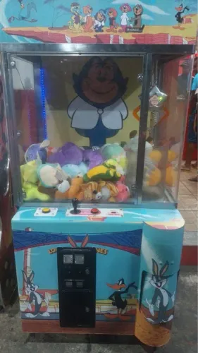 Máquina de Grua - pelúcia 