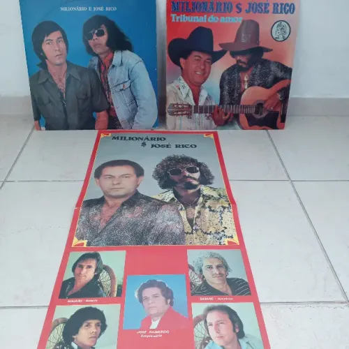 Lote de 2  Lps  Milionário e José Rico itens de colecionador Originais com Poster Raro.  