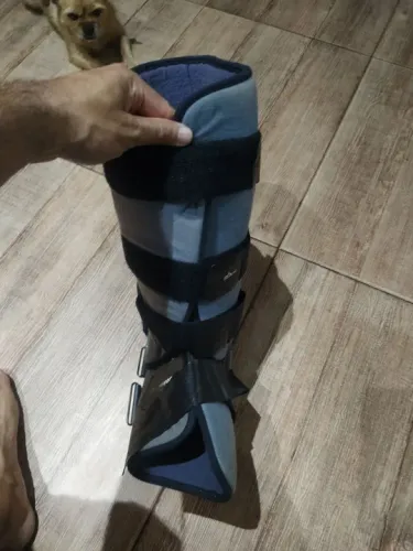 Bota ortopédica para imobilização