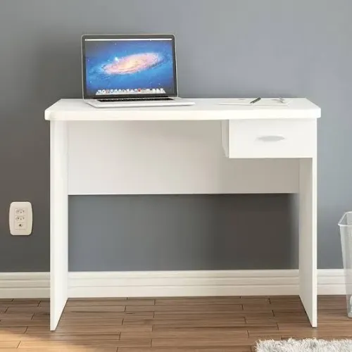 Vendo Mesa com 1 gaveta.