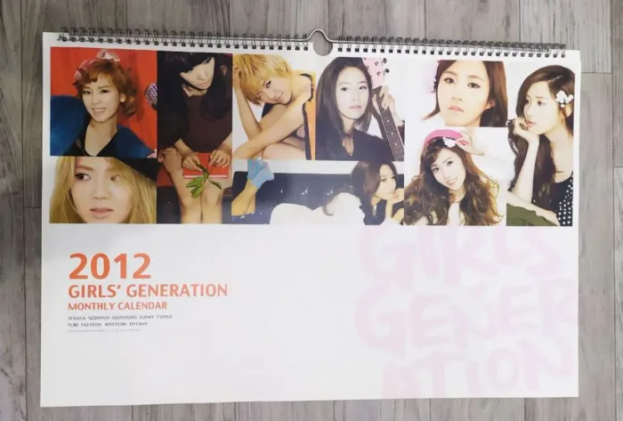 Calendário Girls' Generation 2012