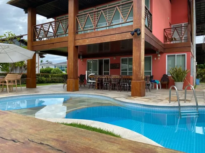 Casa em Condomínio À Venda Em Muro Alto Com 4 Suítes/285m²