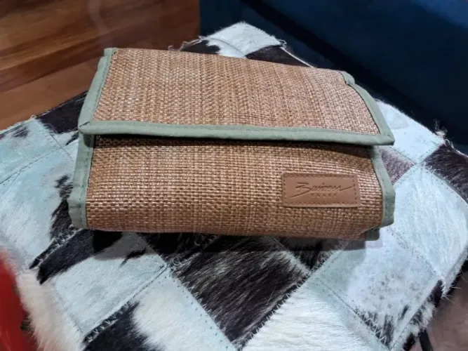 Necessaire nova da VARIG, com todos os produtos dentro. Item de colecionador.