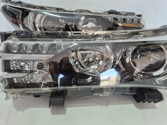 Par de farol Toyota Corolla 2014 2015 2016 2017 led xenom original 