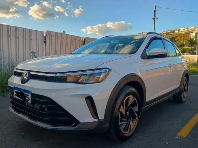 Volkswagen Nivus TSI 1.0 200 Turbo Flex Aut. 2026 - 4 mil km