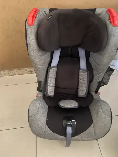 Cadeira infantil pra carro Safety 1st