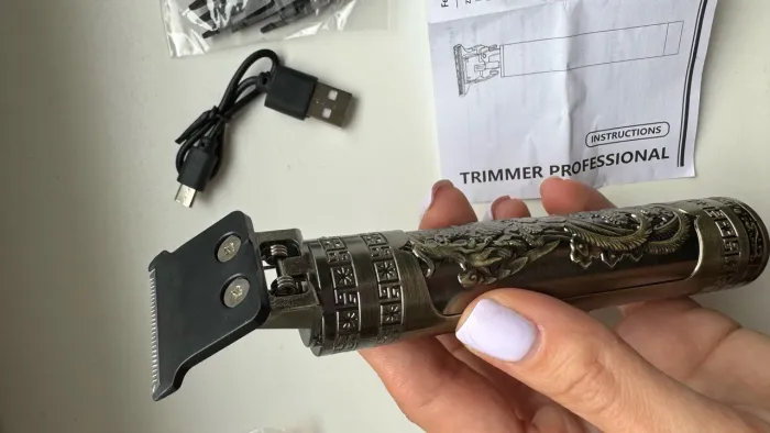 Máquina De Cortar Cabelo e Barbear, Aparador Vintage T9 Nova