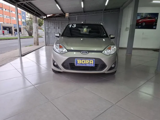 Ford Fiesta 1.6 8V Flex/class 1.6 8V Flex 5P 2013