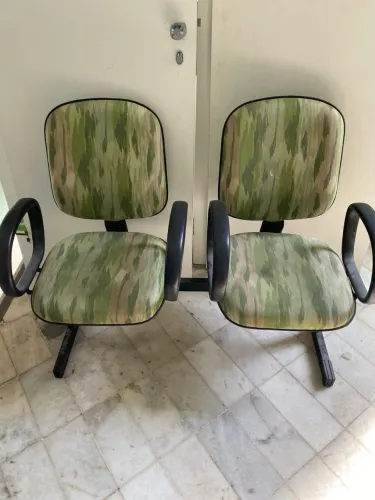 Cadeira longarina para recepção 