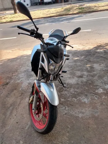 CB TWISTER 250 2021 MUITO NOVA!