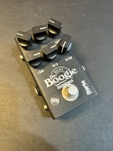 Pedais de Guitarra 04